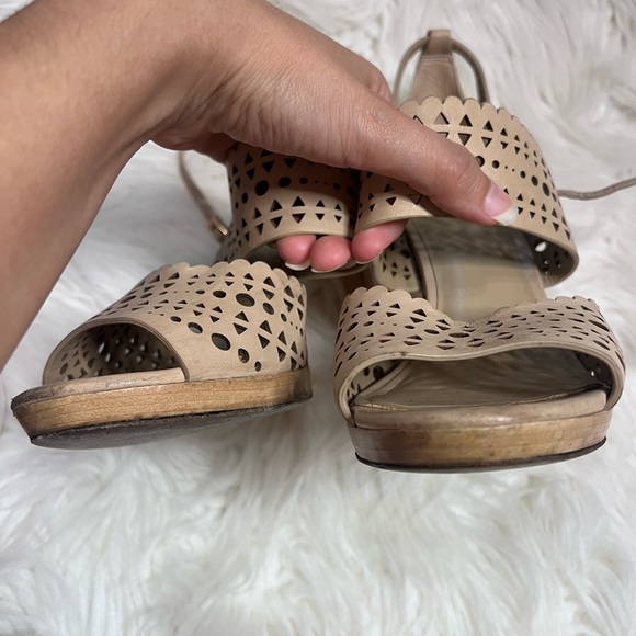 Tory Burch heels - Picture 6 of 7